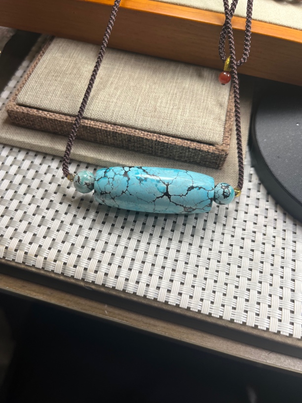 原矿绿松石高瓷桶珠