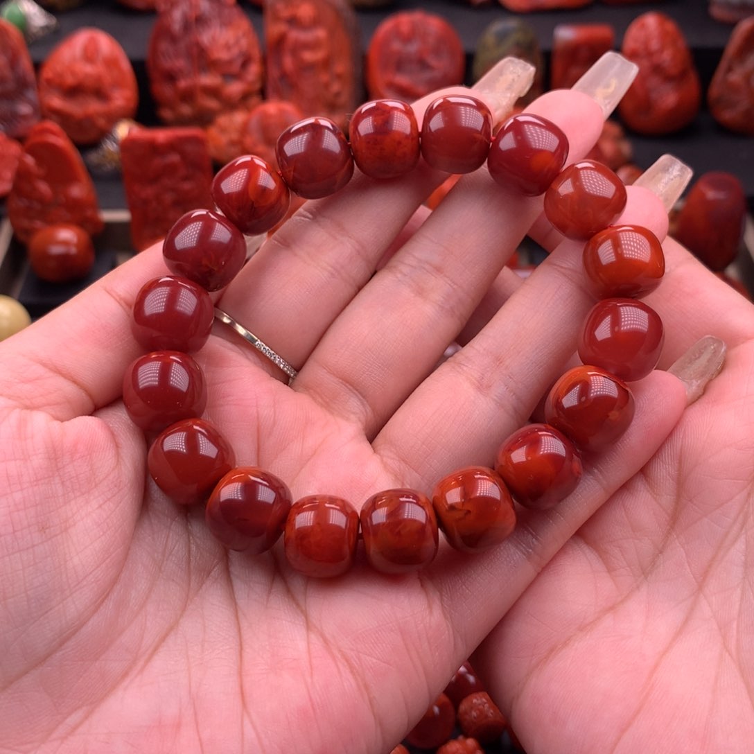 南红玛瑙南红川料原矿牛血火焰老型13mm➕未镶嵌