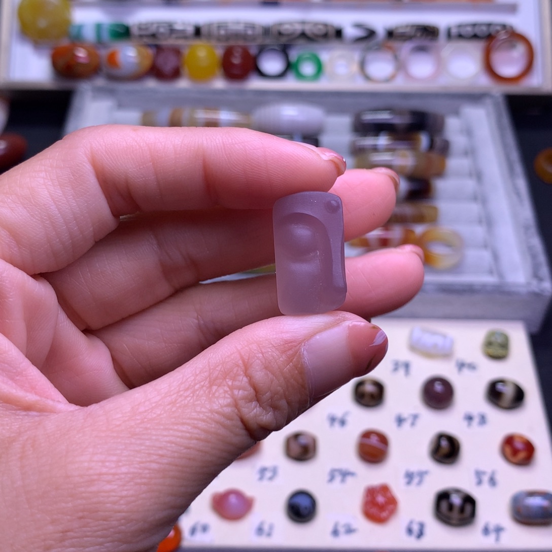 玛瑙/玉髓未镶嵌颈饰