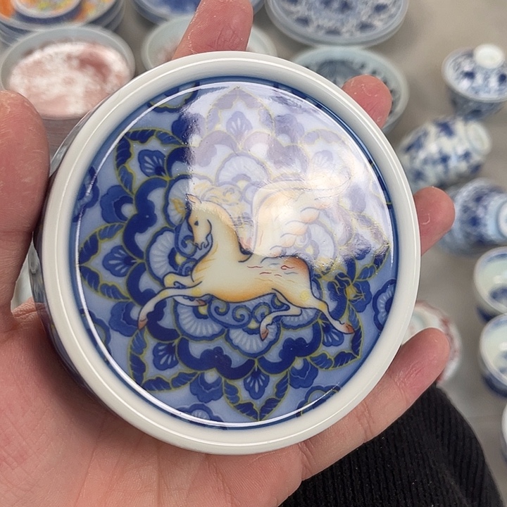 瓷片景德镇一马当先盖置