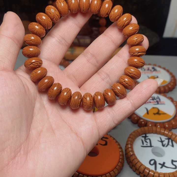 桃核吊坠桃核手串飞碟