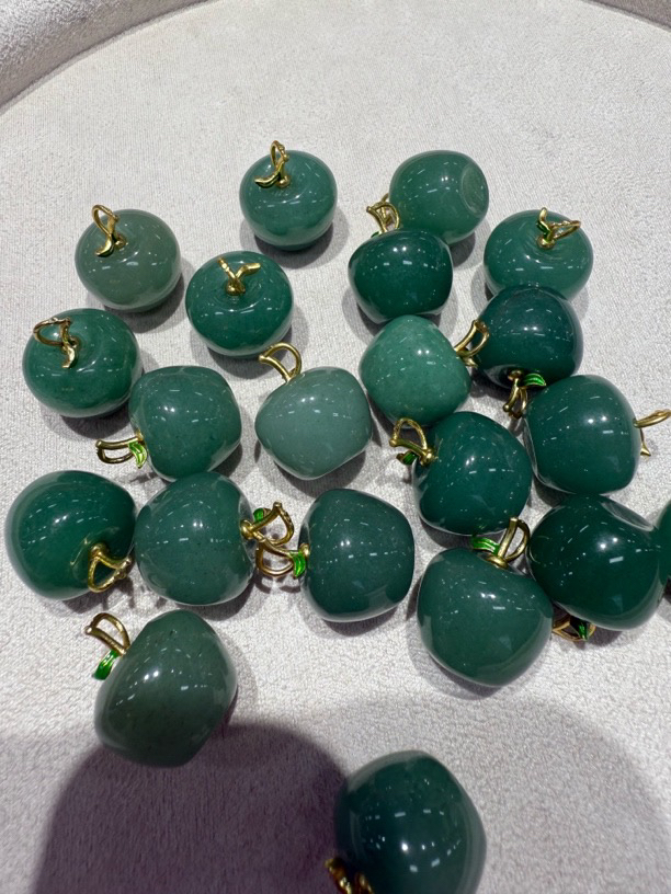 天然玉石东陵玉绿苹果吊坠多样性拍一发一