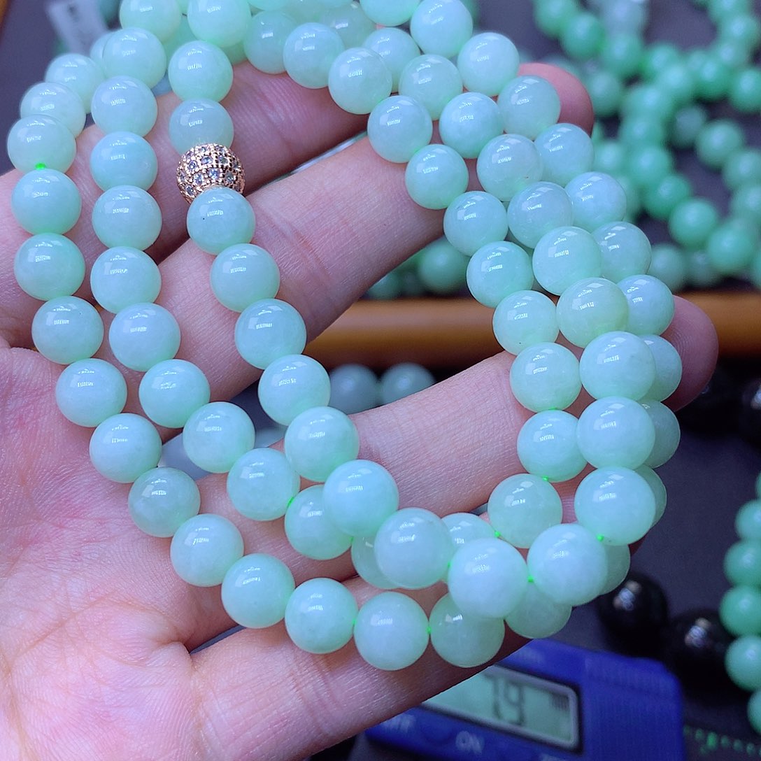 翡翠未镶嵌毛衣链