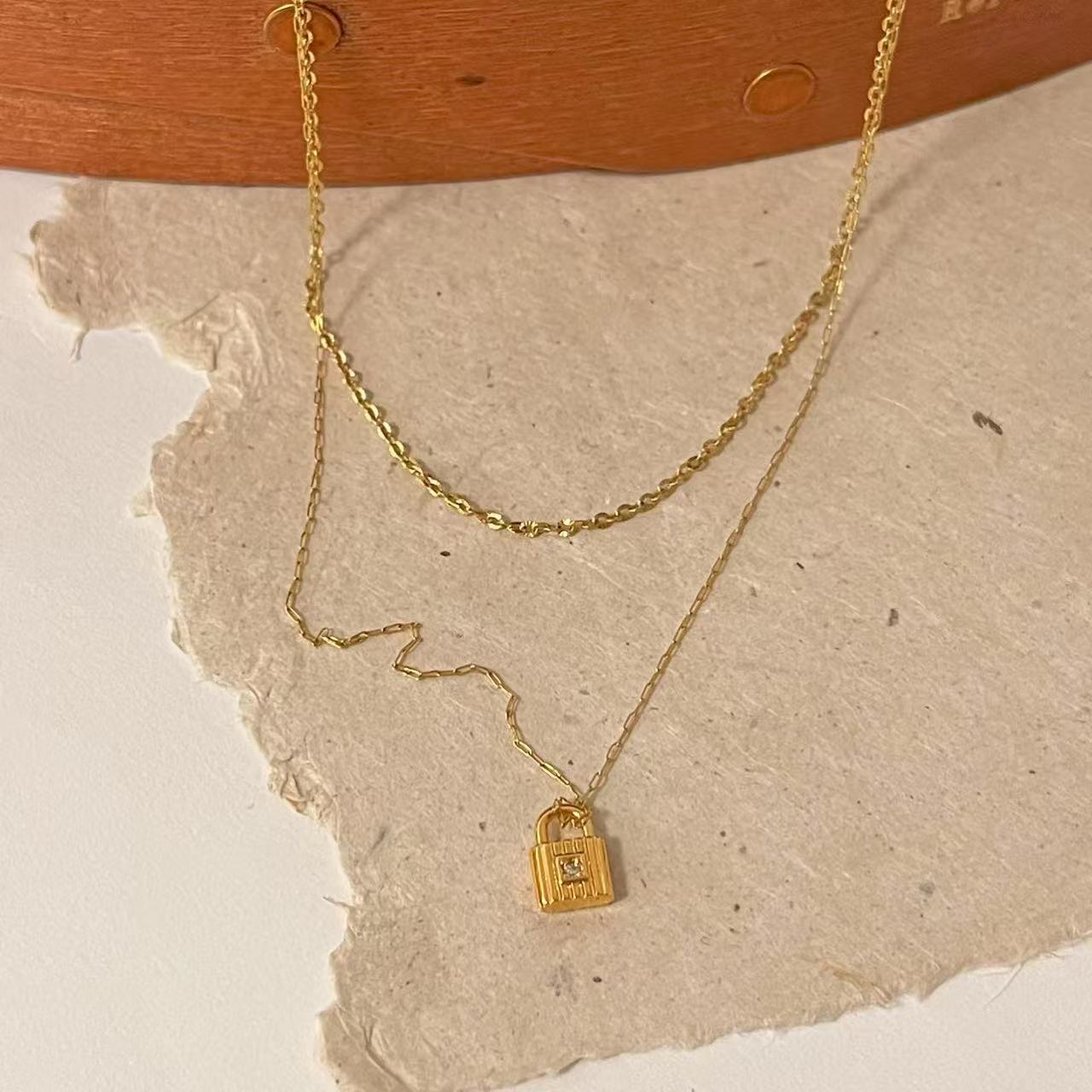 钛钢项链 可碰水！简约纤细双层项链 批花太阳花链条 小锁吊坠