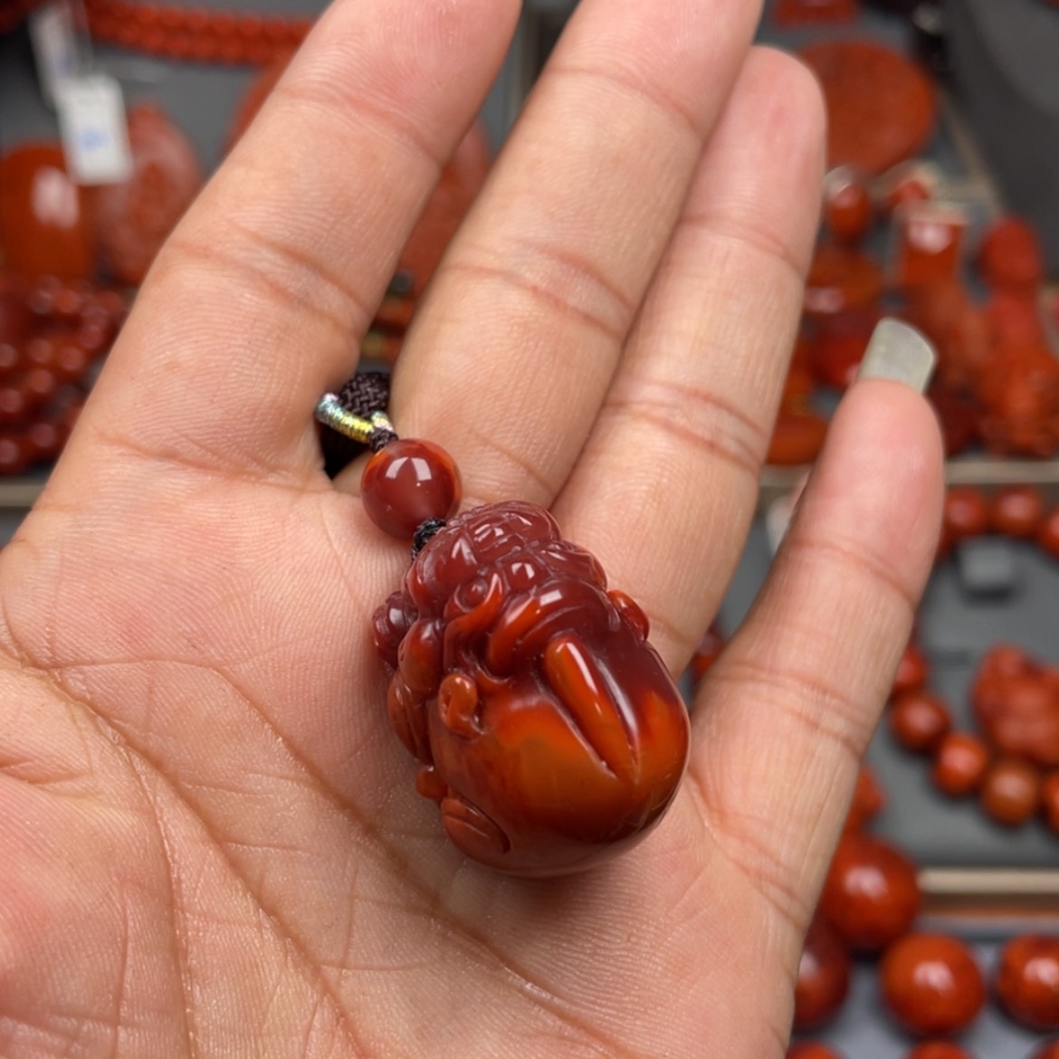 【闪购商品】南红玛瑙珠宝奇石未镶嵌吊坠