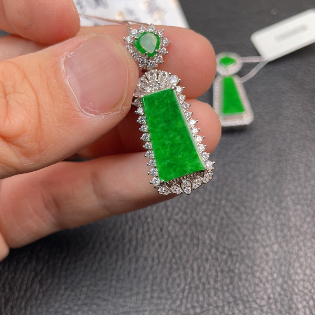 翡翠吊坠(不含链)银S925镶嵌吊坠