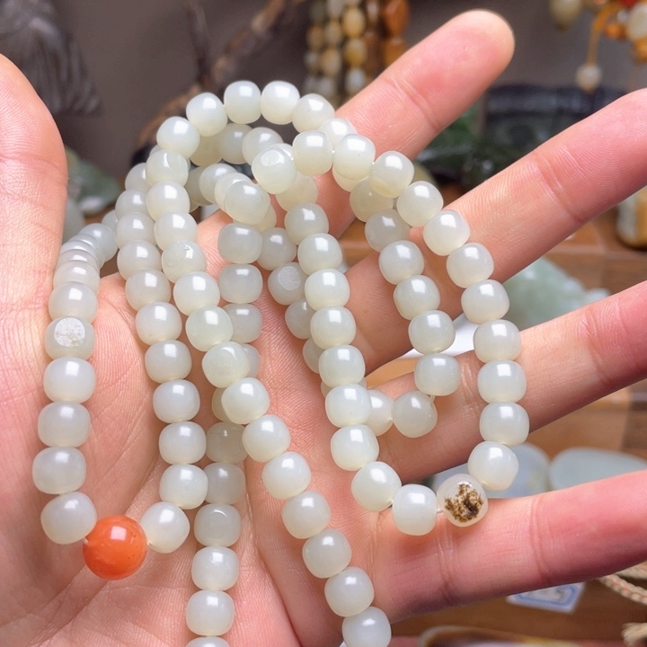 和田玉（糖玉）挂件未镶嵌老**了