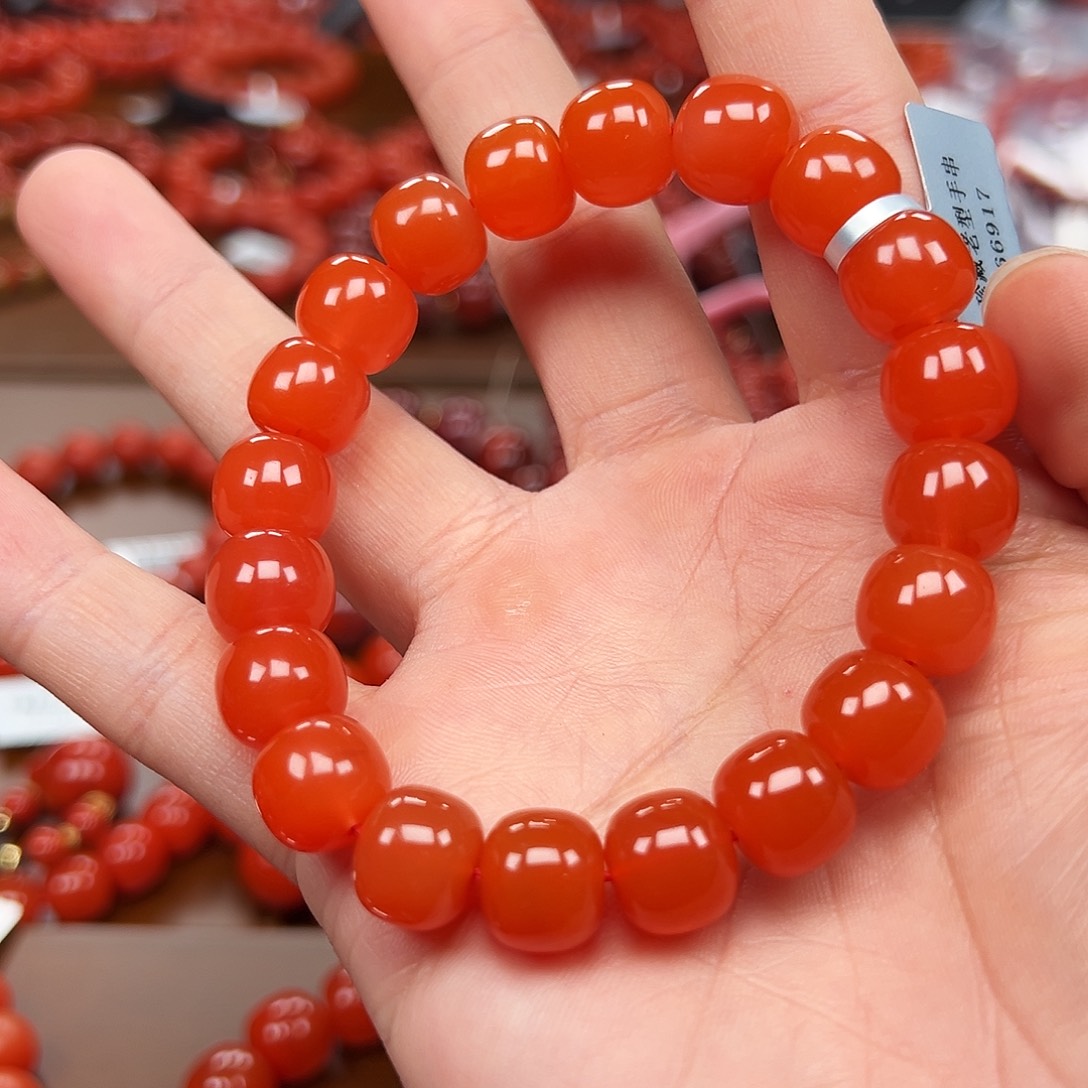 飞***鹅南红玛瑙未镶嵌手链