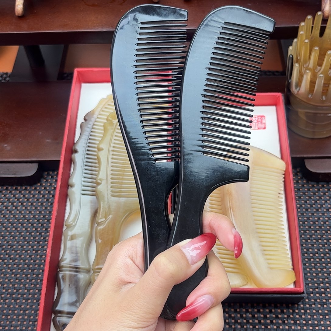 手工制作纯牛角梳子
