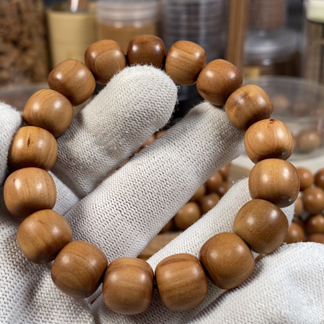 檀香木手串/手链12×13黑肉福利串 迈索尔