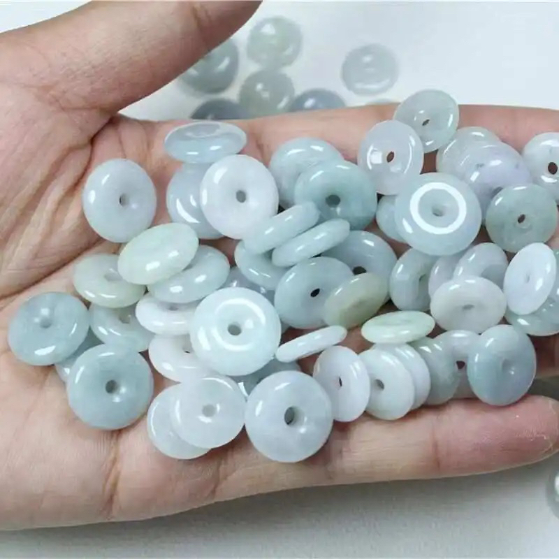 天然翡翠挂件平安扣