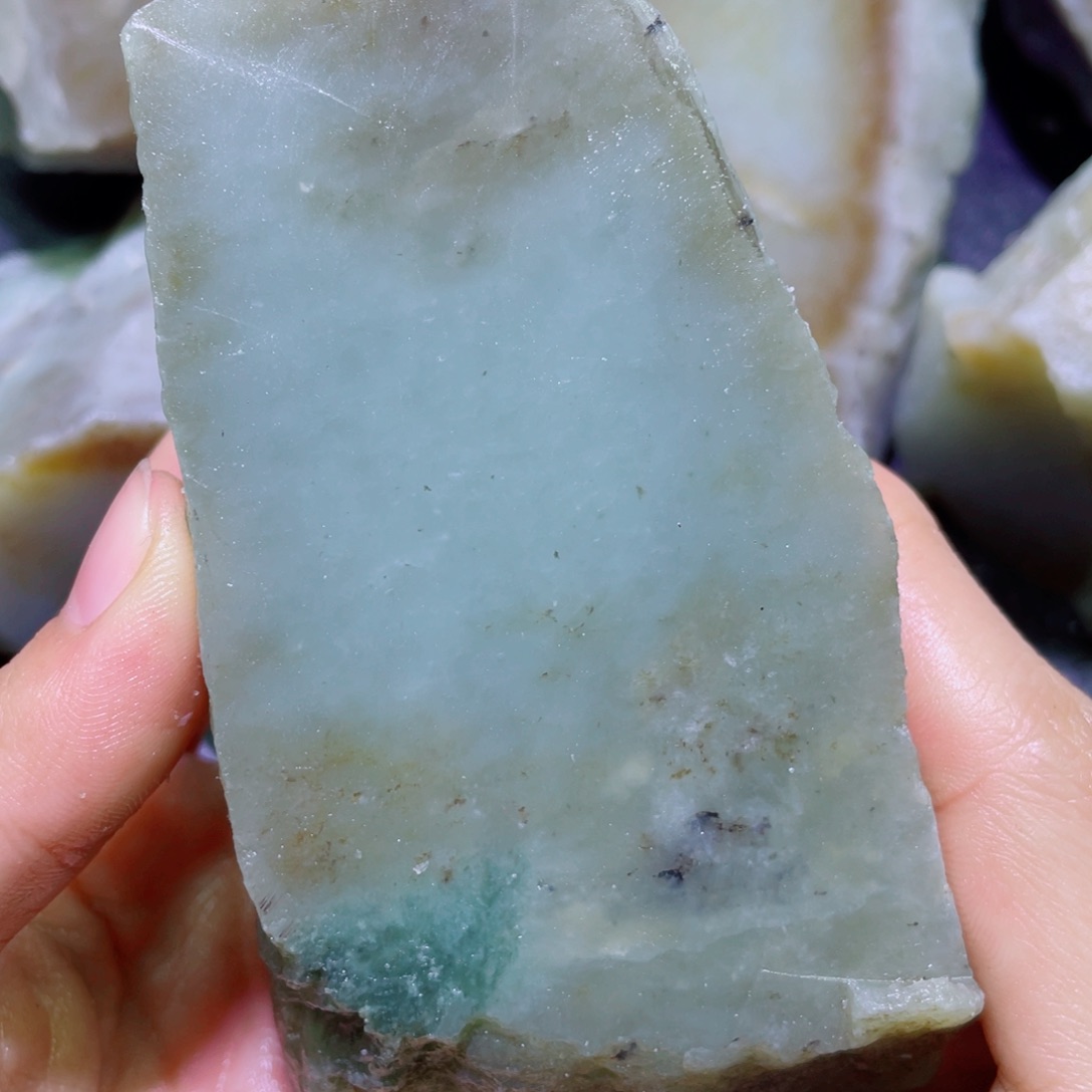 和田玉未镶嵌珠宝半成品