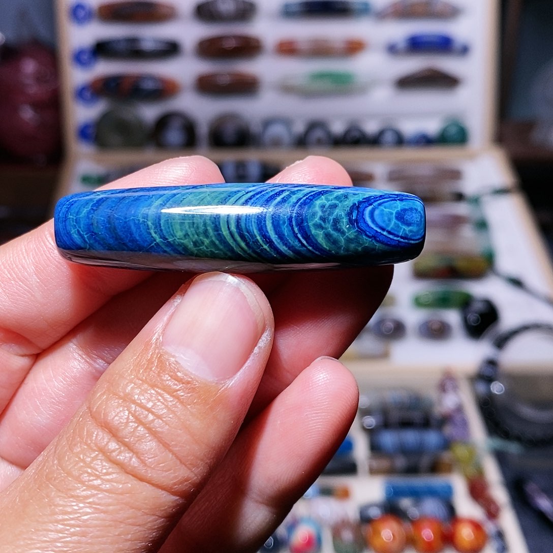 玛瑙吊坠未镶嵌…