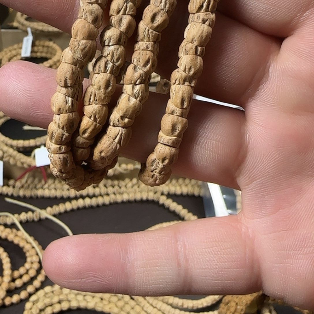 和***夫吊坠柏香籽/百香籽