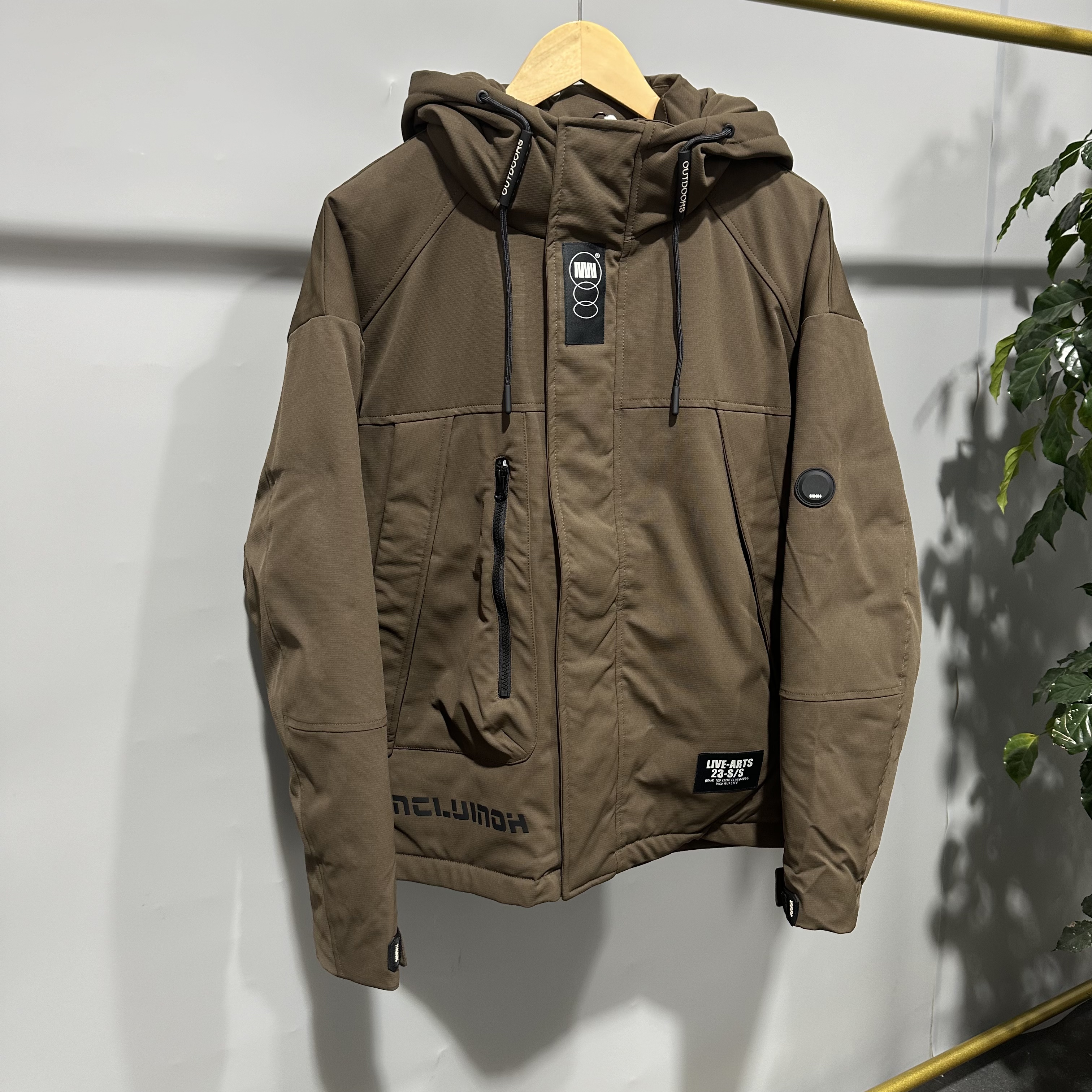 冬季男士棕色机能风字母印花双层袖口设计百搭连帽羽绒服 S9821