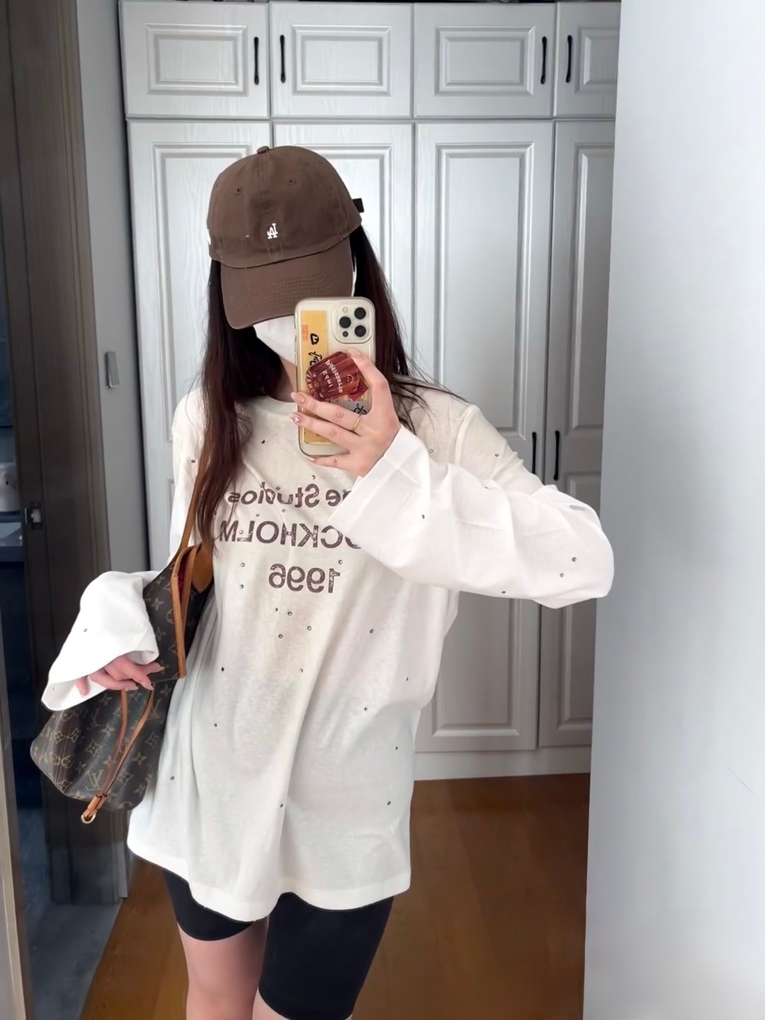 熹熹  复古做旧字母1996宽松长袖夏季新款印花