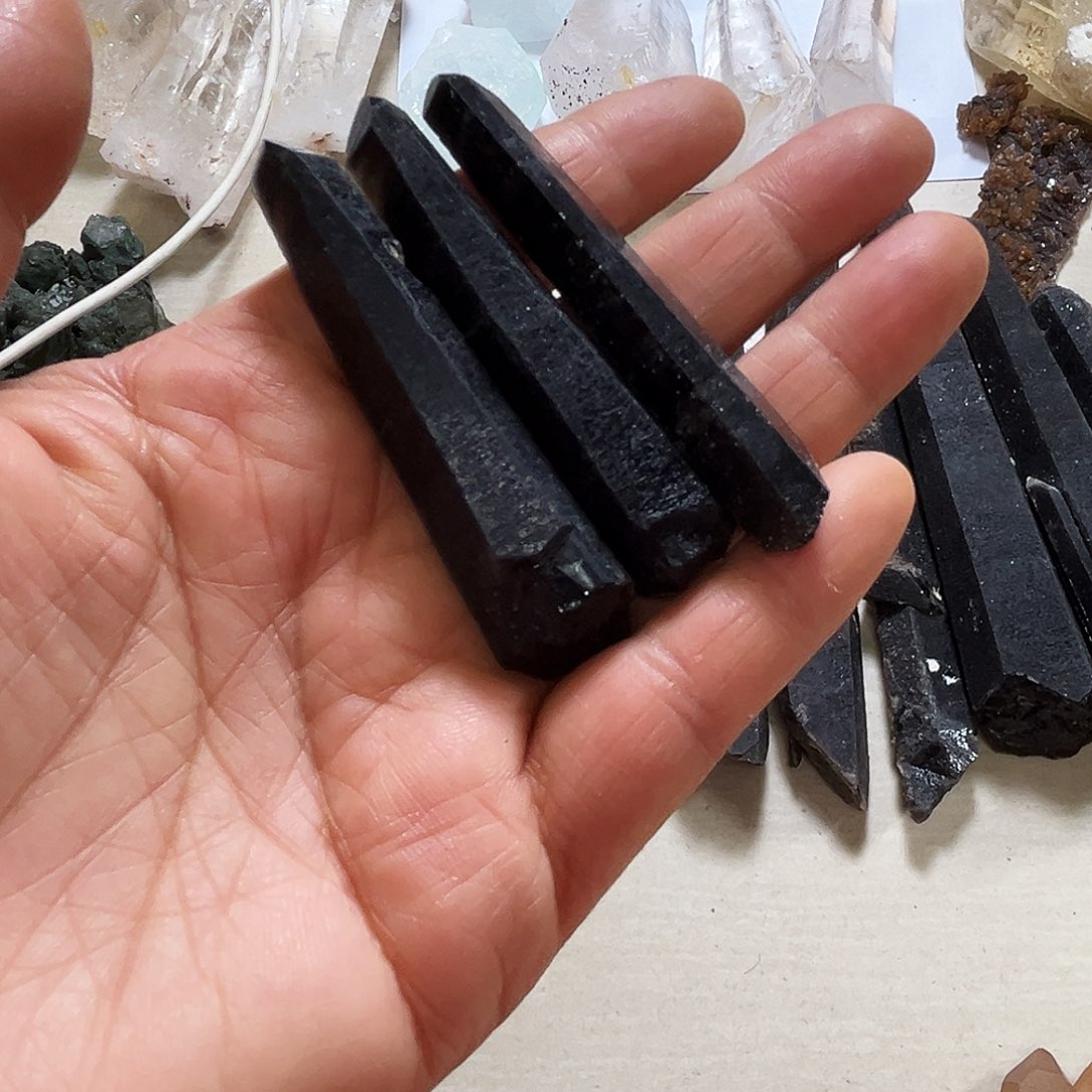 幸****珠宝半成品未镶嵌水晶