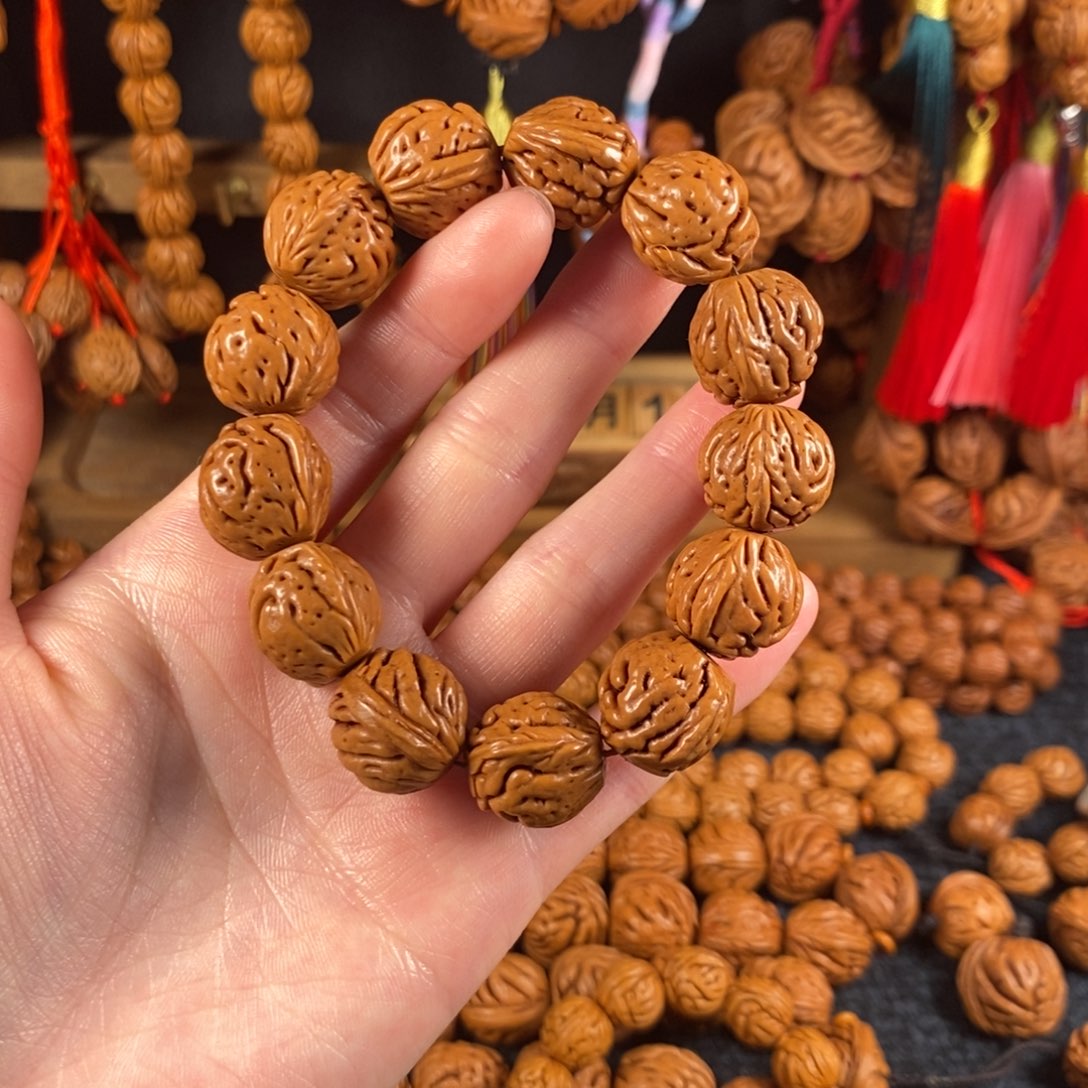 吊坠桃核1链接桃枭手串