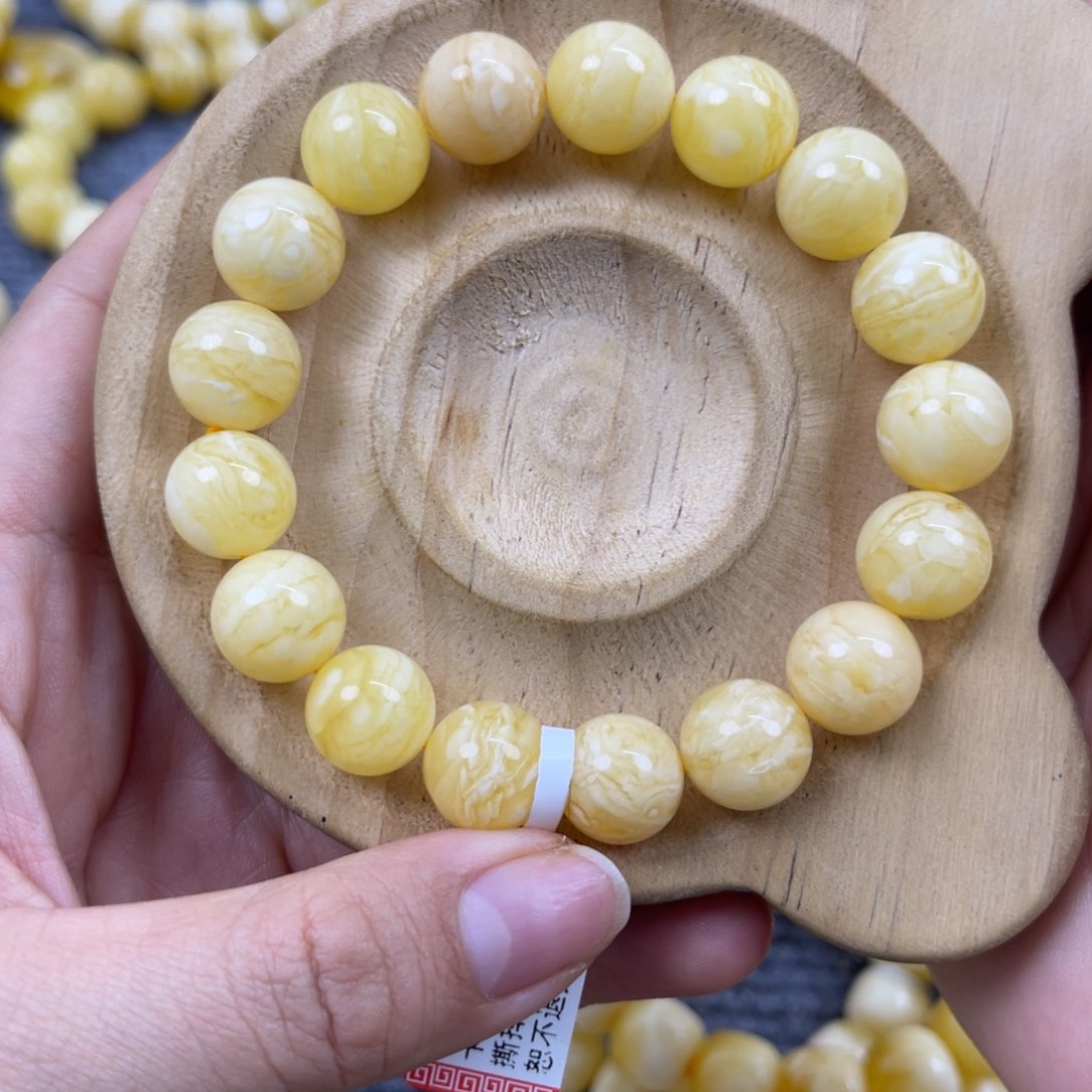 琥珀裸石未镶嵌尺寸12