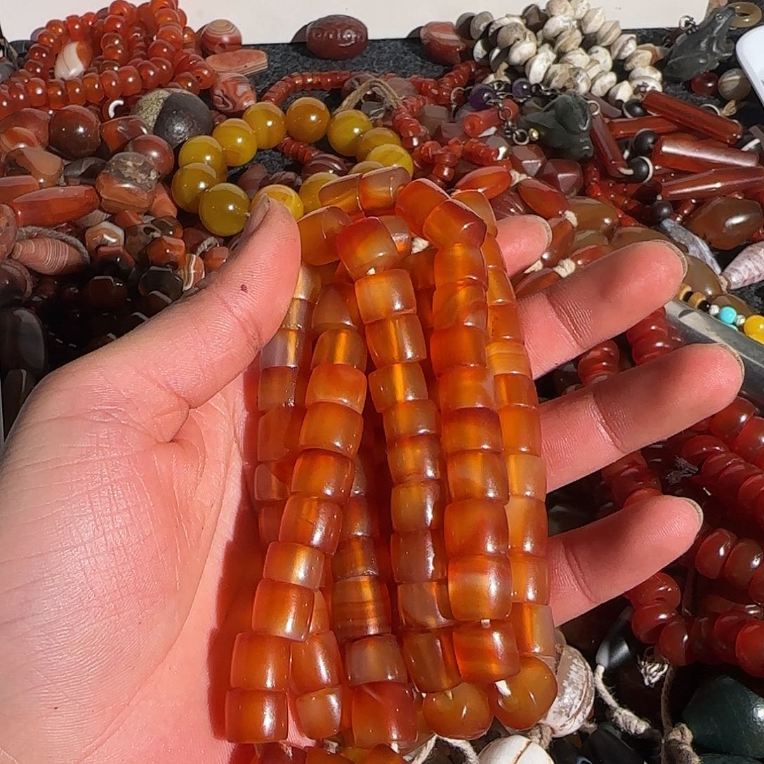 铁***皮玛瑙/玉髓未镶嵌颈饰