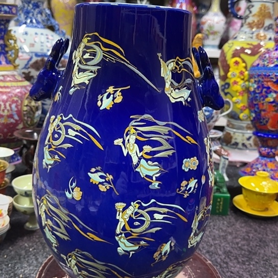 瓶摆件家居设计的设计