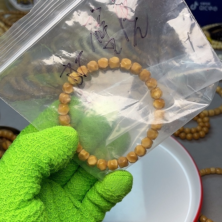 吊坠龙脊菩提壁*壁虎