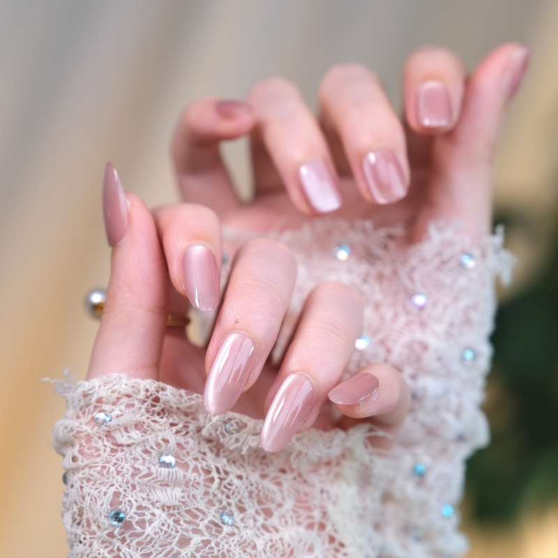 【桃花诺】新短方/新短圆/中椭圆 浅粉猫眼时尚简约显白穿戴甲