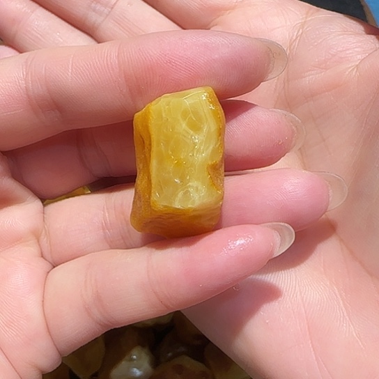 定制琥珀未镶嵌东*妈蜜蜡