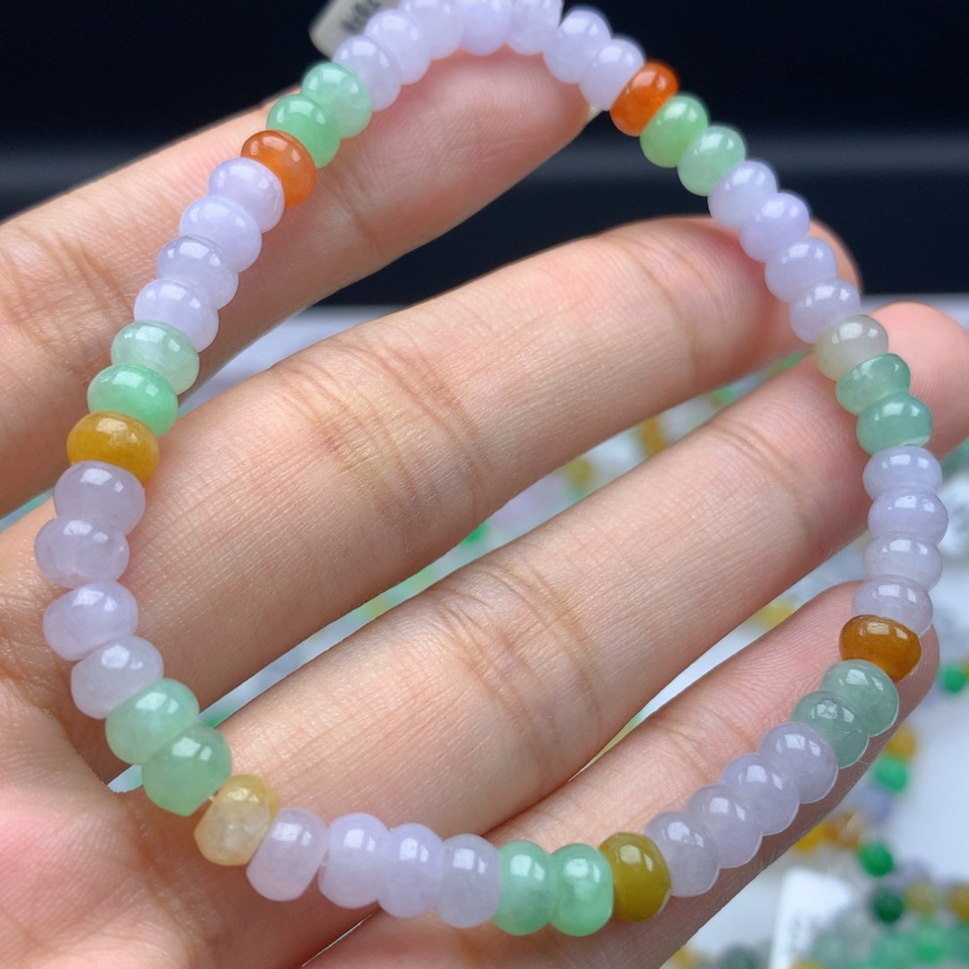 翡翠手链未镶嵌卡