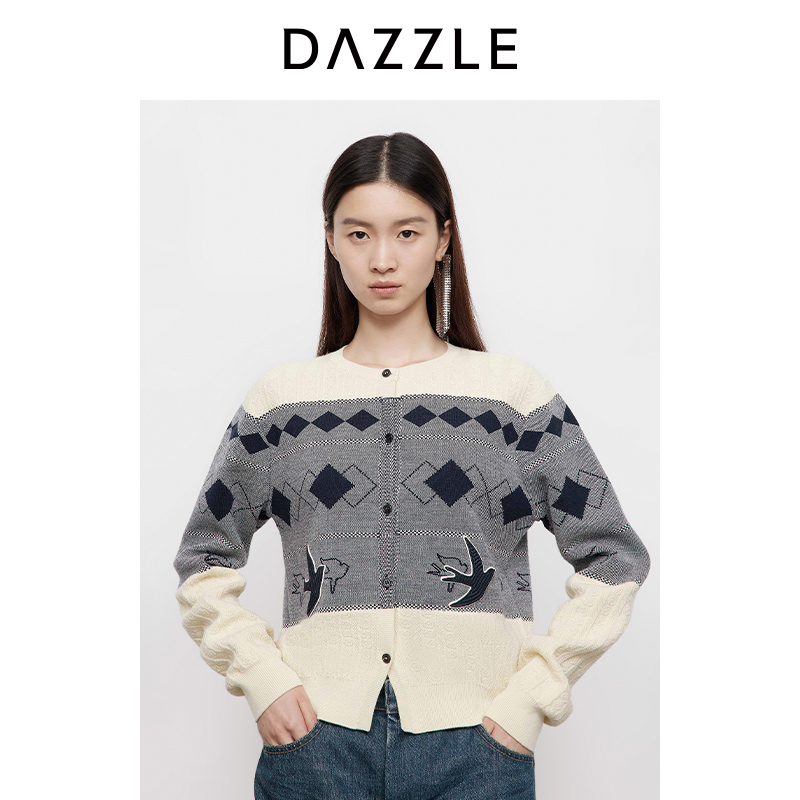 DAZZLE 地素2025年春季新款白色燕子老花毛衫2J1E555