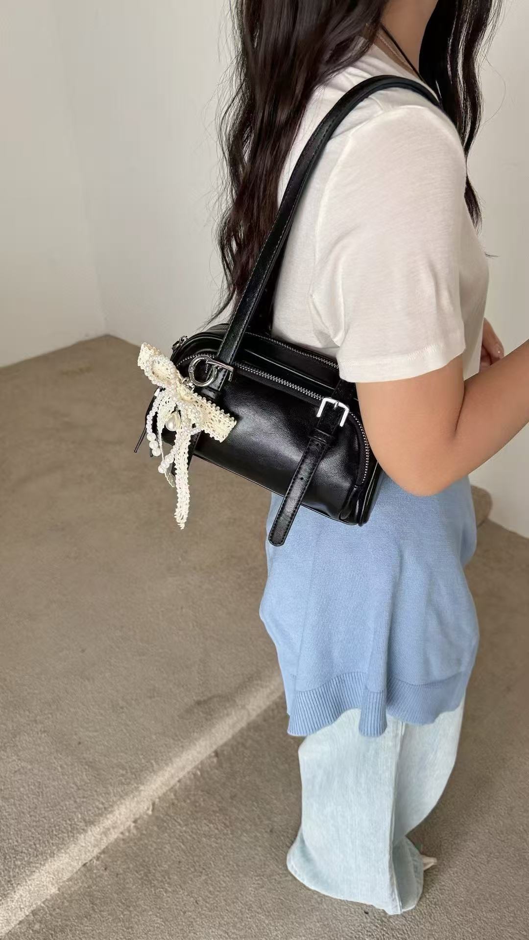 【701--760 】纯色单肩韩版斜挎包简约风多层款防盗小包包