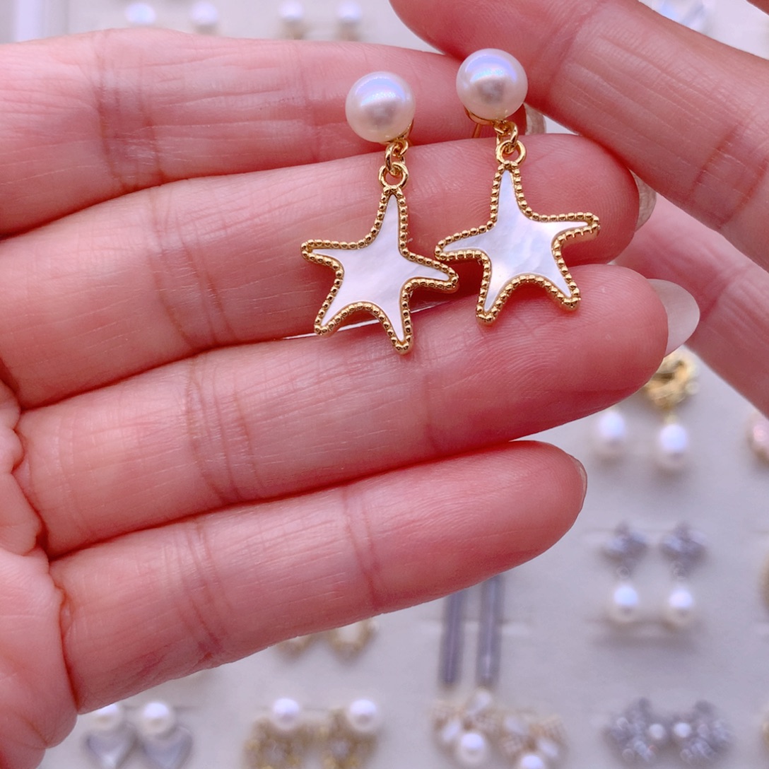 合金淡水珍珠耳饰