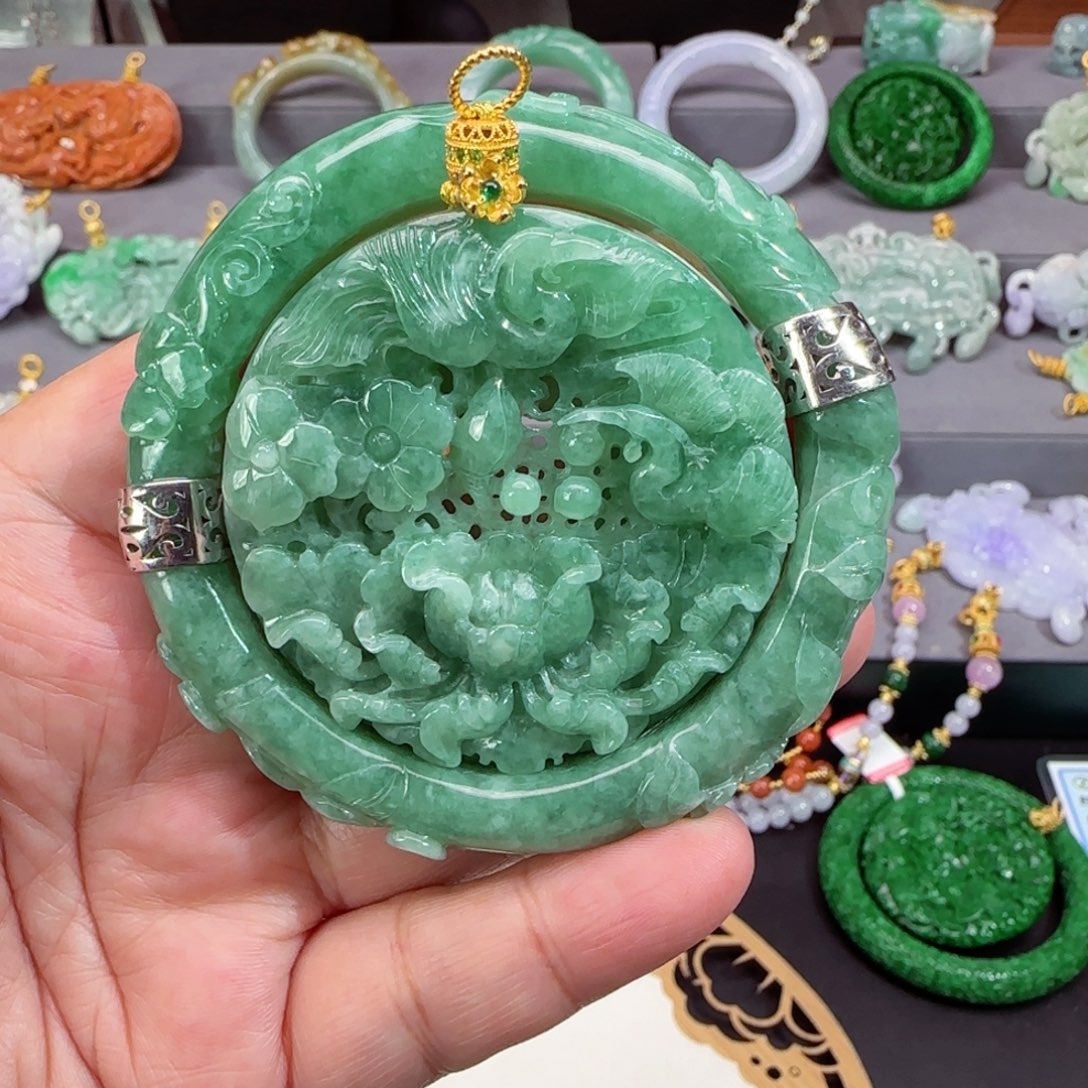 翡翠颈饰未镶嵌仿古56.5