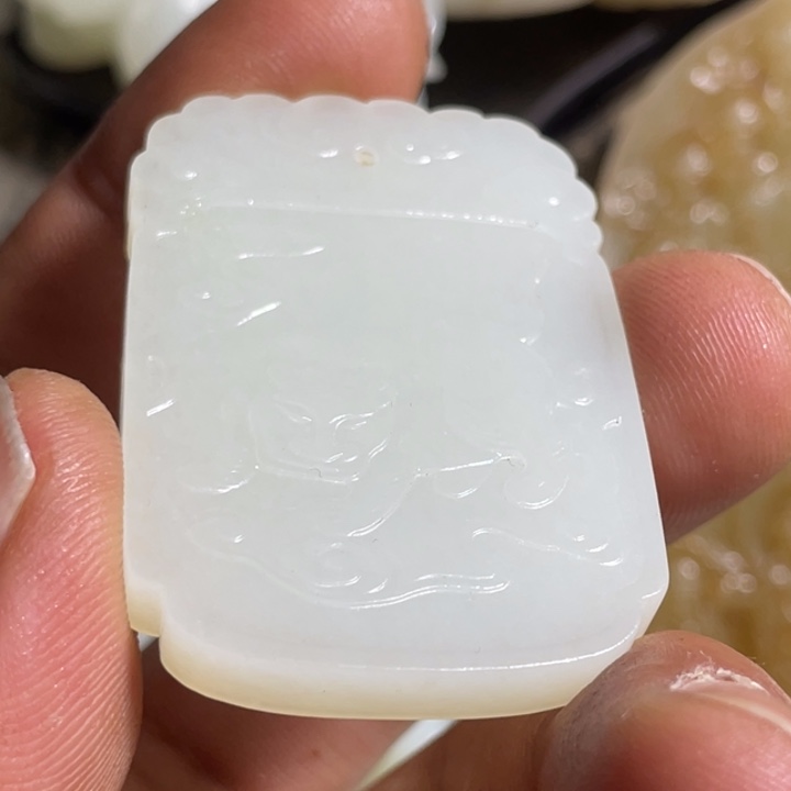 用***4和田玉未镶嵌吊坠(不含链)