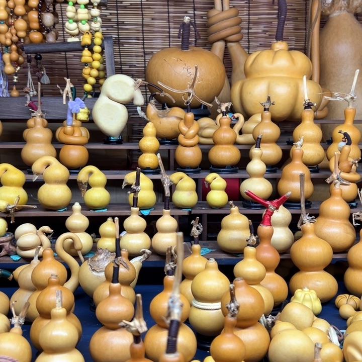 大叶紫檀（黑酸枝木类）小**?