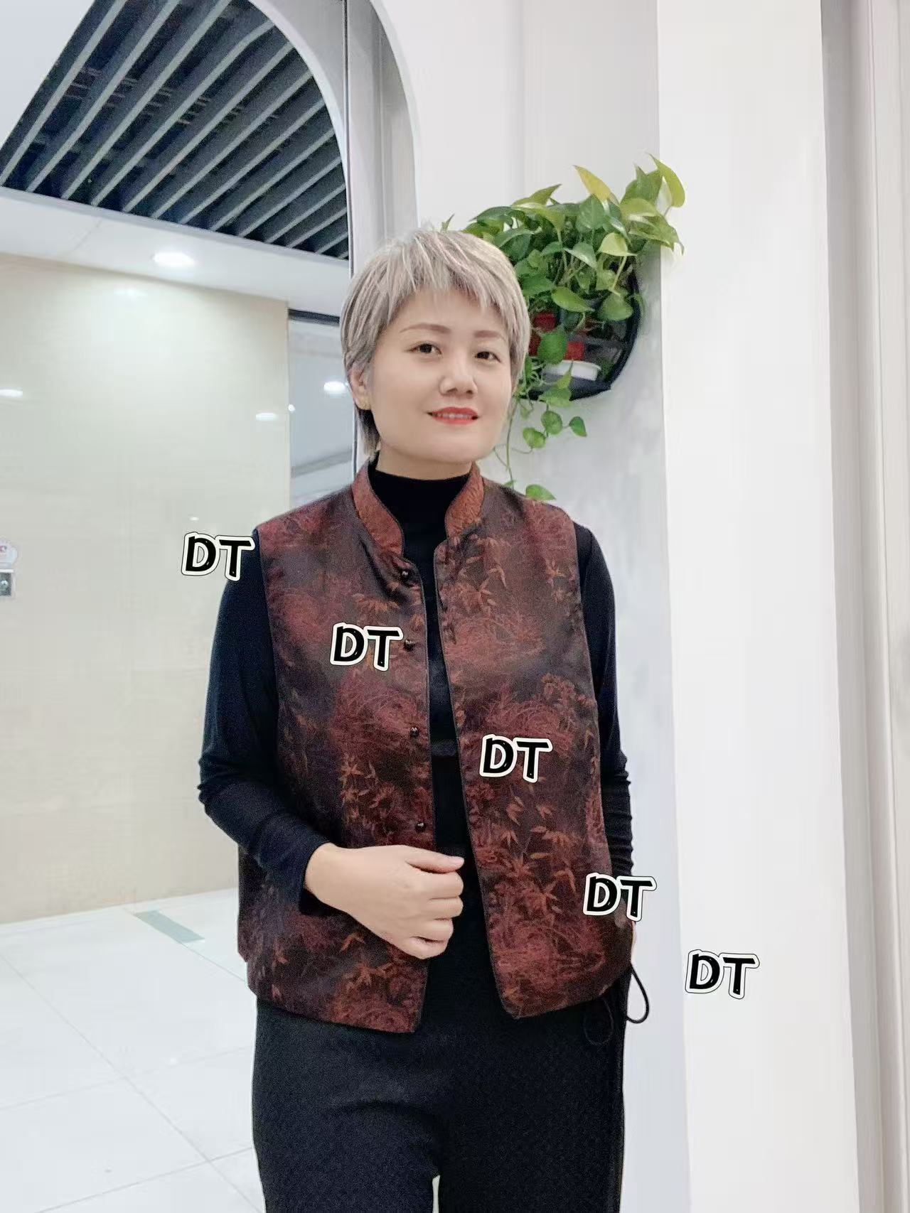 2025新中式国风缎面提花双面双穿马甲