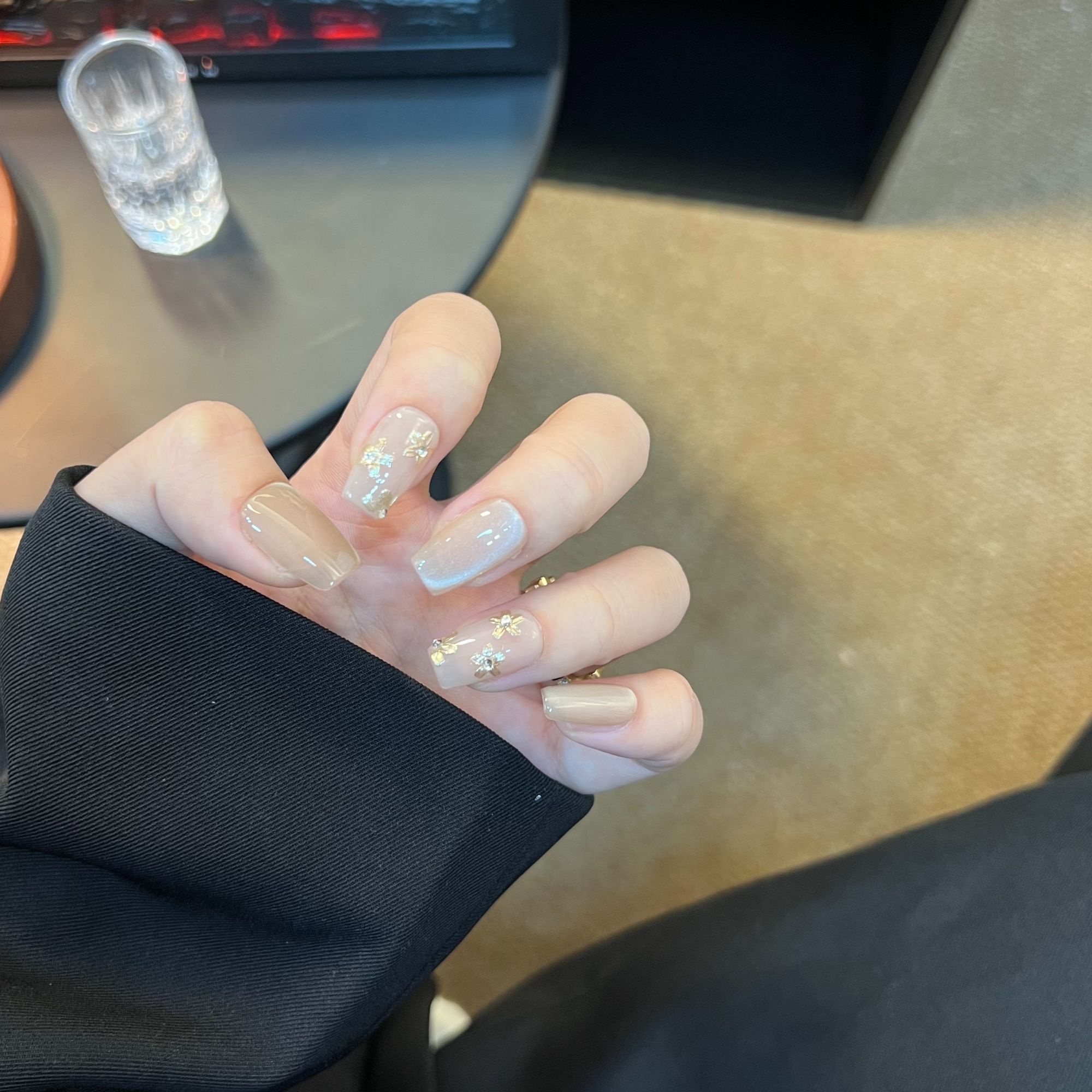 【冰茶花】设计师定制手绘雕花高级纯手工显白穿戴甲片美甲贴 