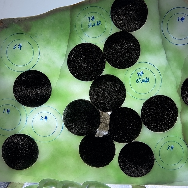 燕***定制翡翠未镶嵌手镯