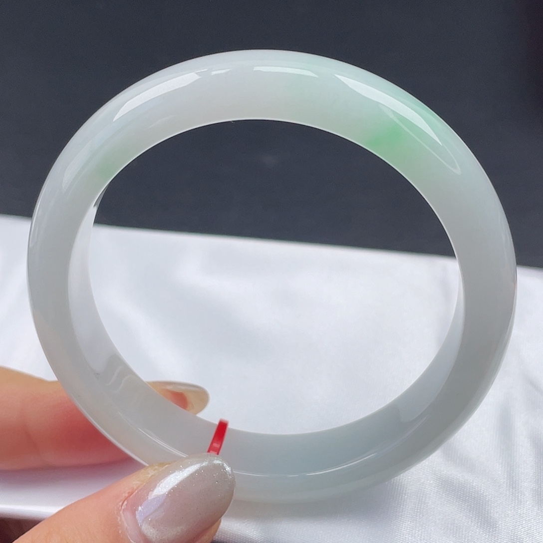 翡翠未镶嵌手镯57圈口