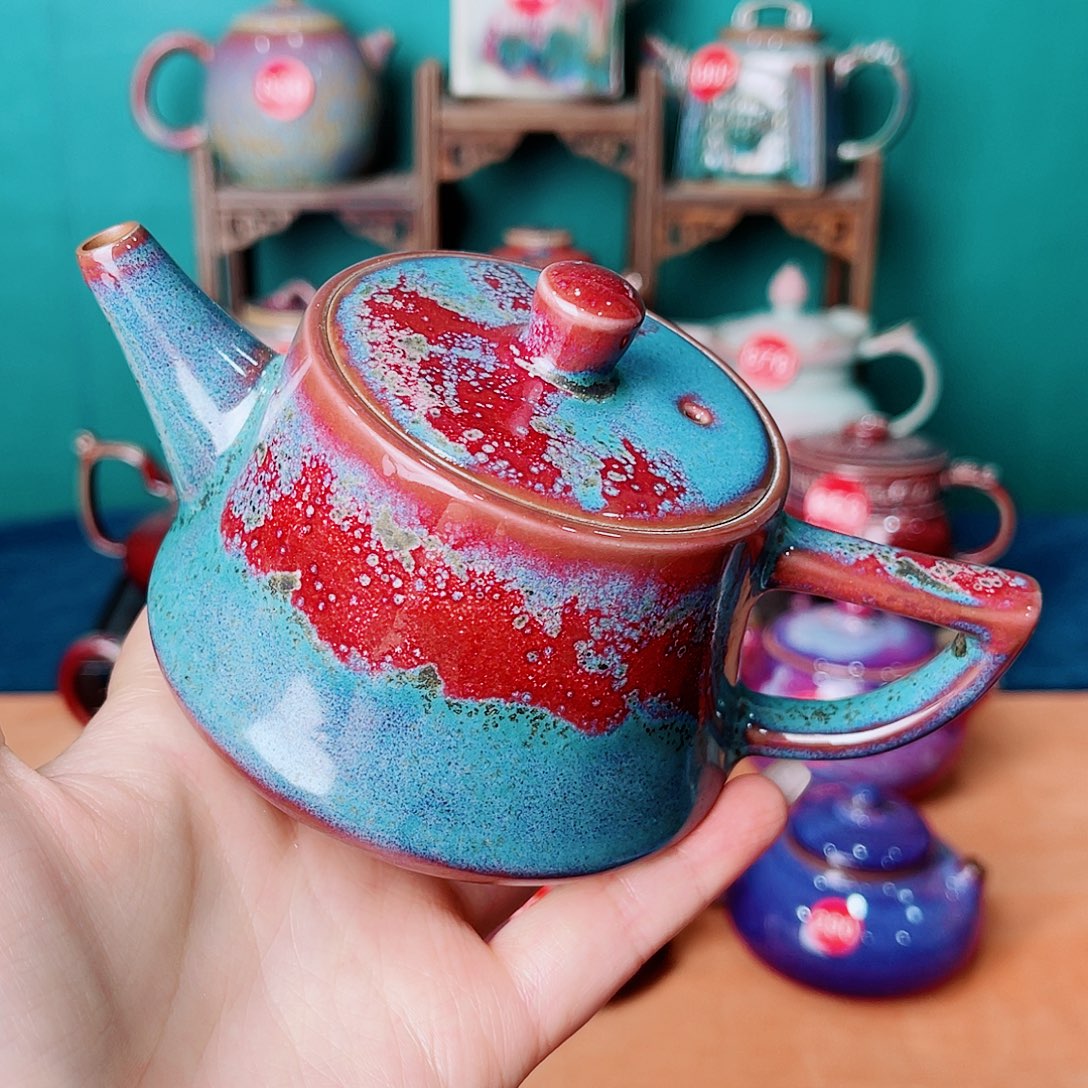 钧瓷艺术作品壶水