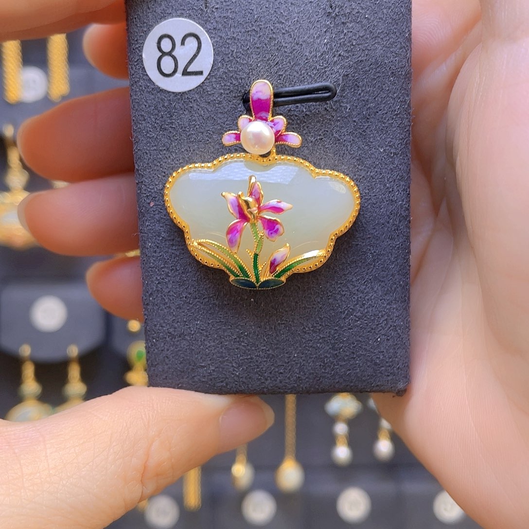 和田玉颈饰银S925镀金镶嵌