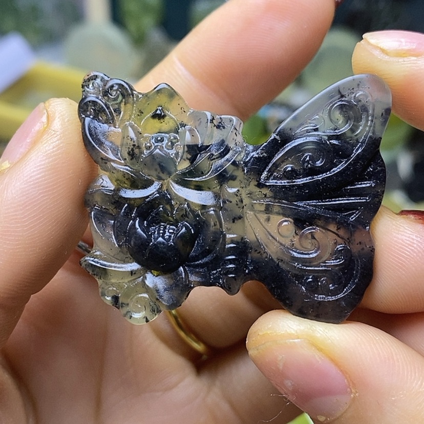 【闪购商品】蛇纹石玉颈饰未镶嵌