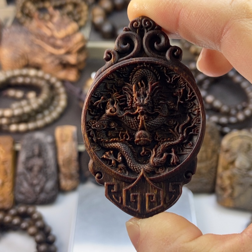 【闪购商品】沉香木吊坠小**姓越南白棋