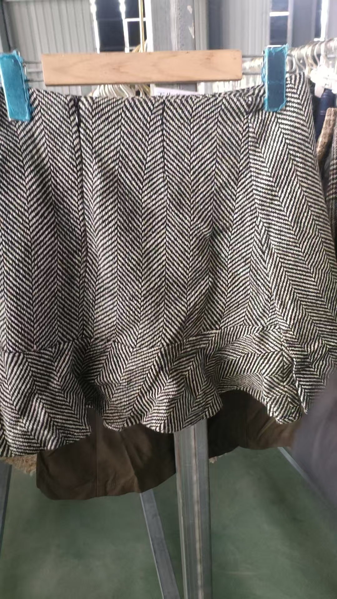 4(301-400)（直播间下单）成人显瘦高腰半身裙裙子休闲女装秋冬