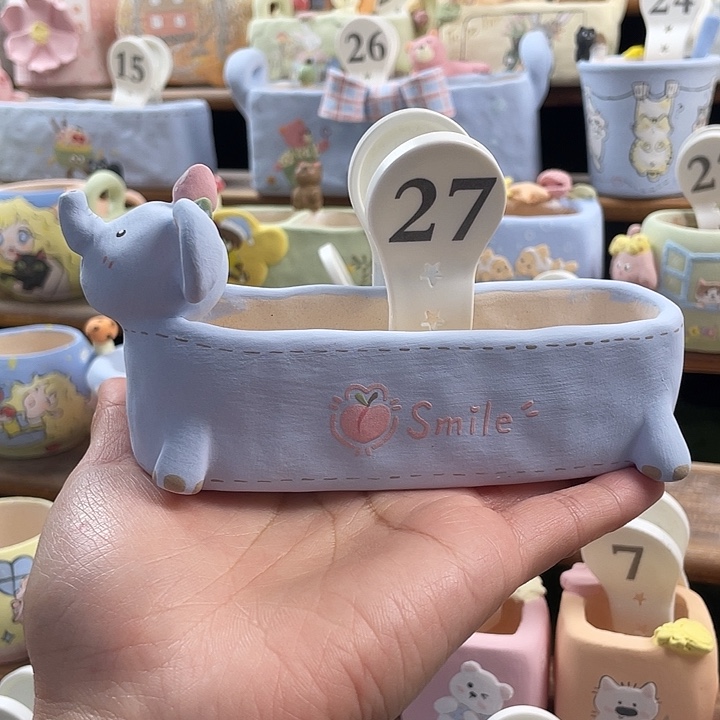 27…..手工手绘花盆