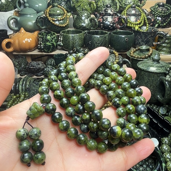 蛇纹石玉未镶嵌珠宝半成品藏玉药王石福利款0.8 108颗