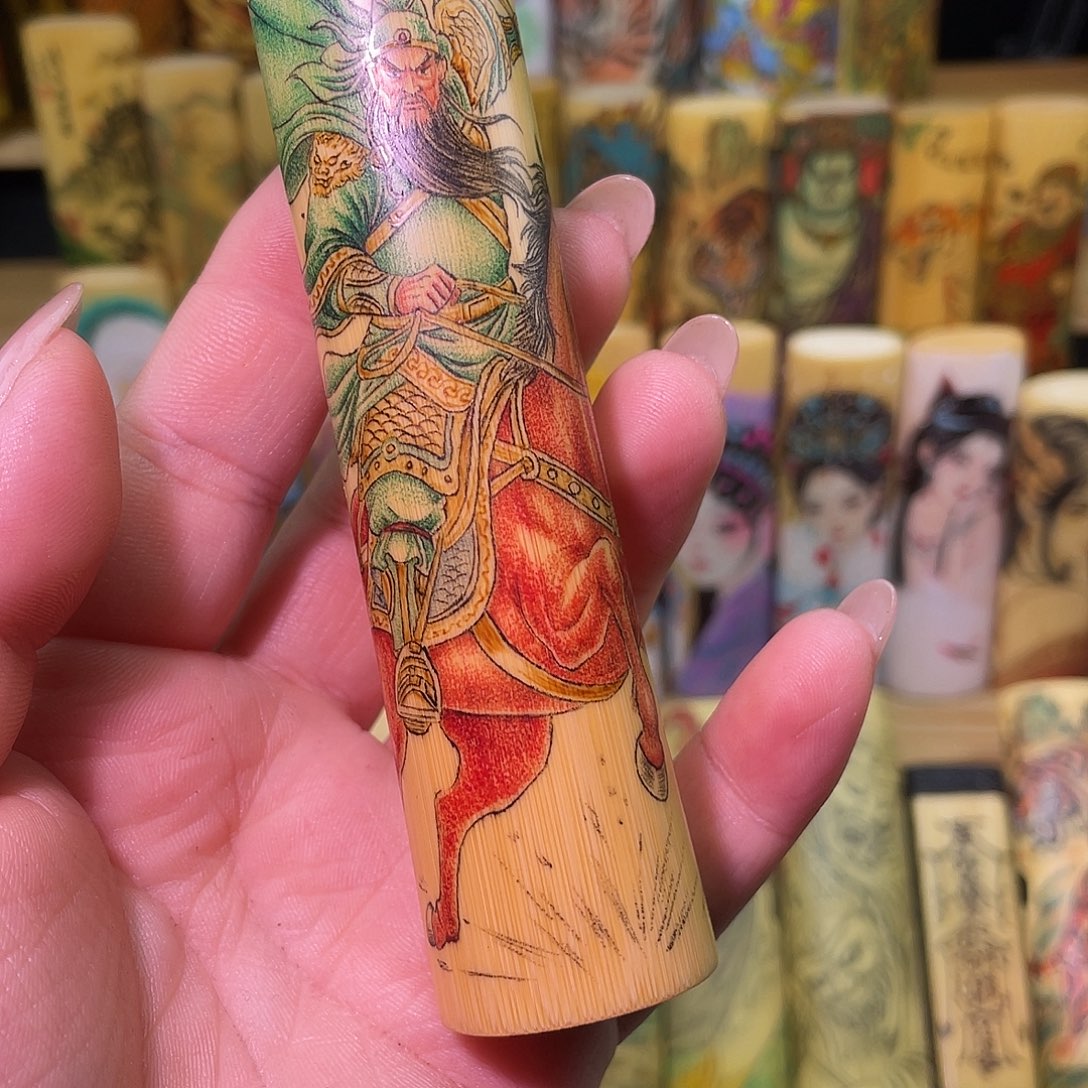 圈***。实心竹手工作品关公