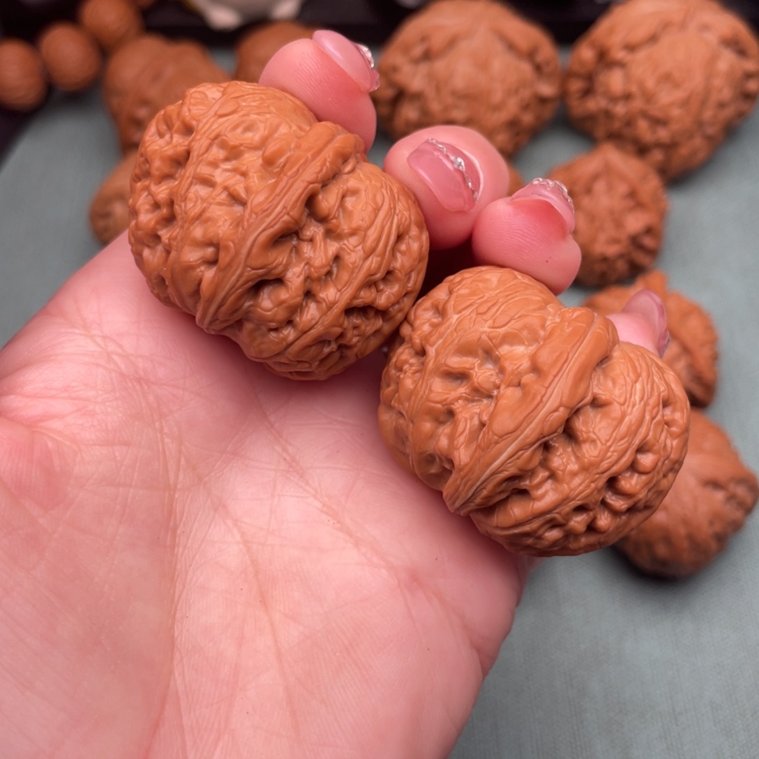 把件文玩核桃全品翘肩元宝40