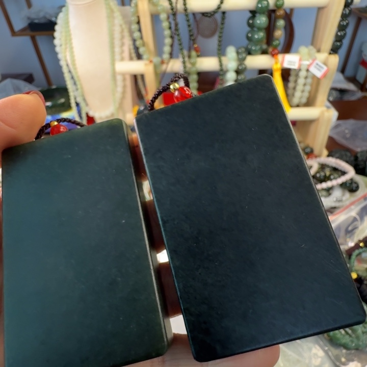 景***和田玉（糖玉）未镶嵌颈饰2块