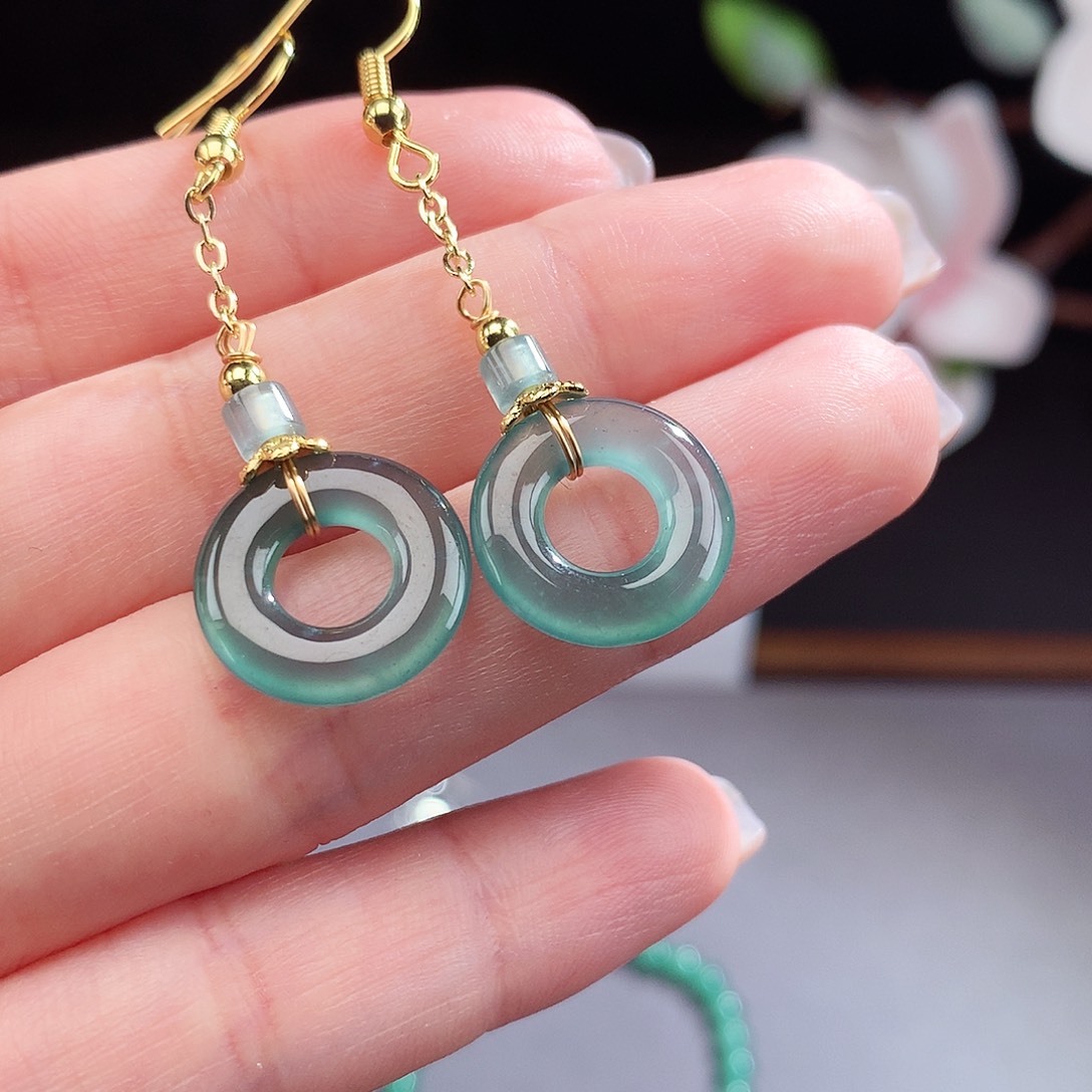 翡翠手镯（圆镯）未镶嵌